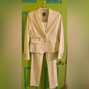 NWT Vince Camuto Women’s 2 Piece Blazer Jacket Sz 4, & Pants Sz 2, Ivory